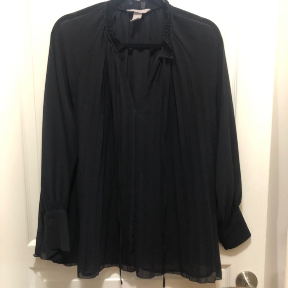 H&M Tops - Women’s pleated black long sleeve blouse with ties size Large